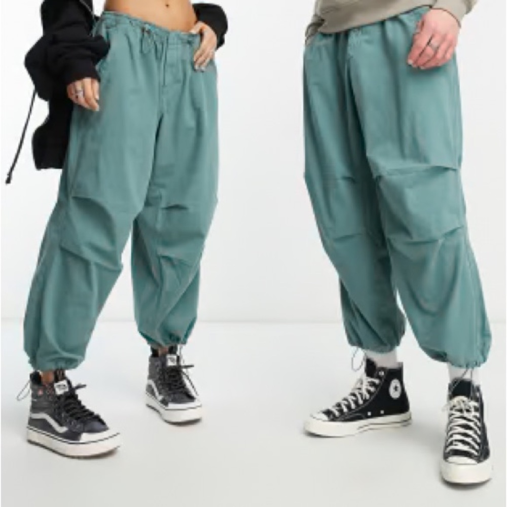 Women's Relaxed Fit Teal parachute Joggers